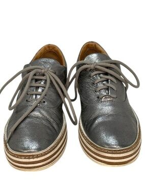 Gidigio Shoes Metallic Silver Sneakers Lace Up Leather Size 38 or 8